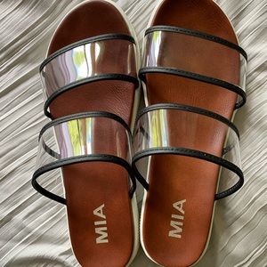 mia jovi sandals